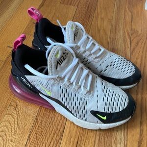 Nike AirMax 270 black and white girls sneakers